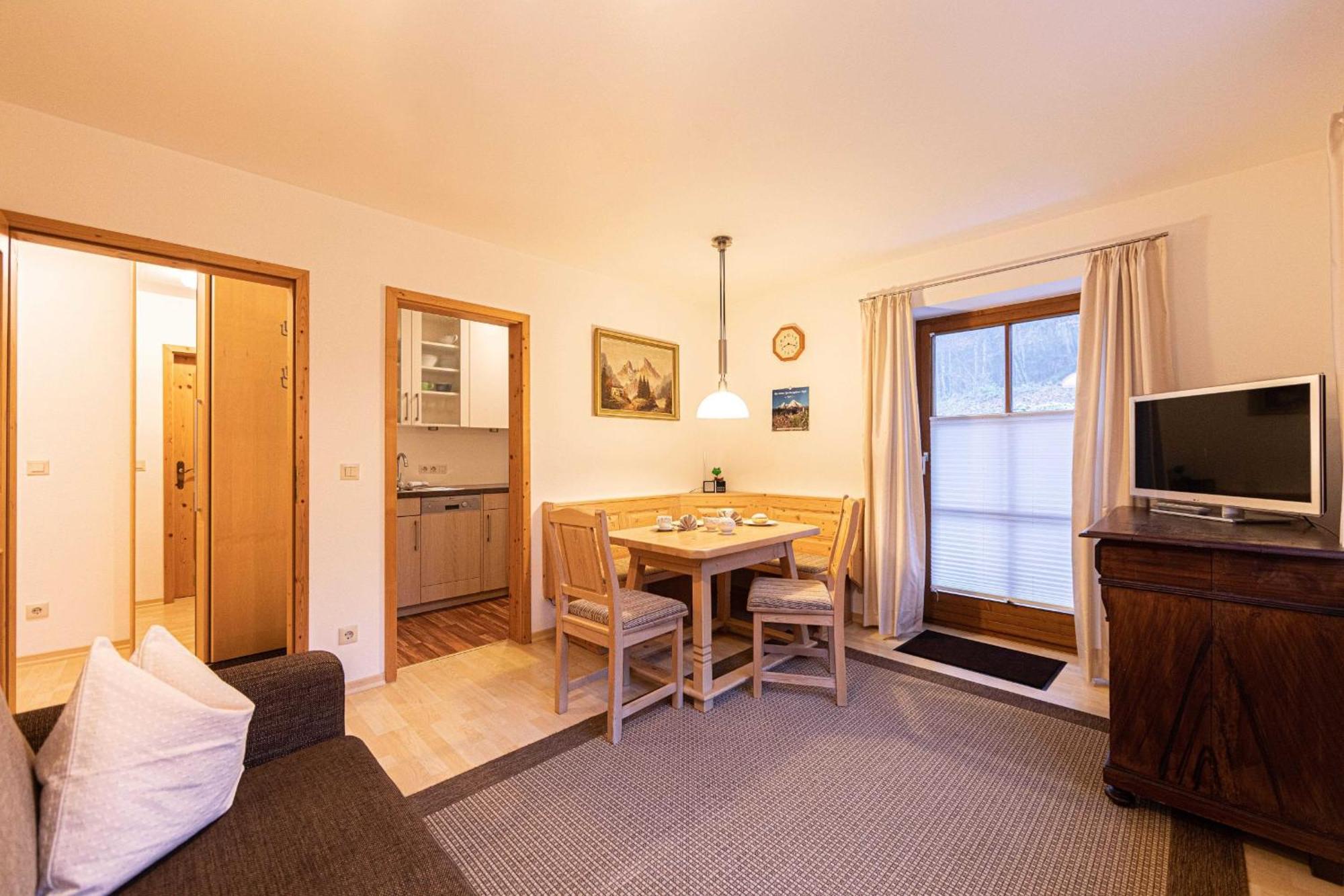 Ferienwohnung Waldblick - Freundlich Eingerichtete Ferienwohnung Berchtesgaden Exteriör bild