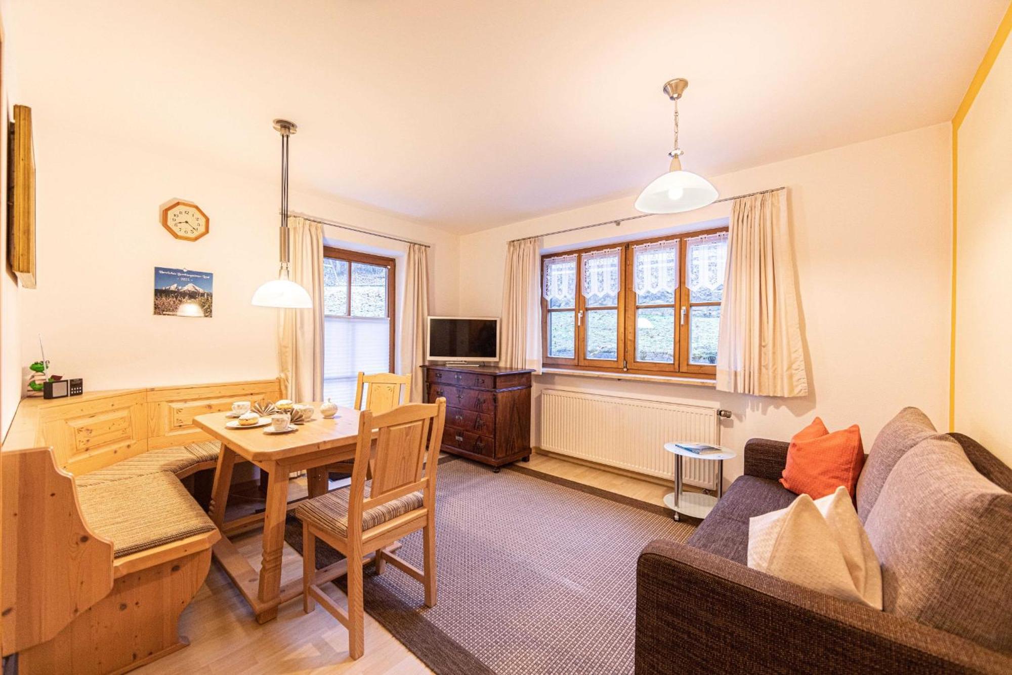 Ferienwohnung Waldblick - Freundlich Eingerichtete Ferienwohnung Berchtesgaden Exteriör bild